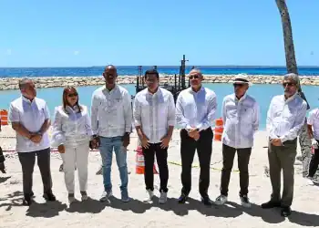 El MITUR inició la construcción del muelle turístico en Caleta