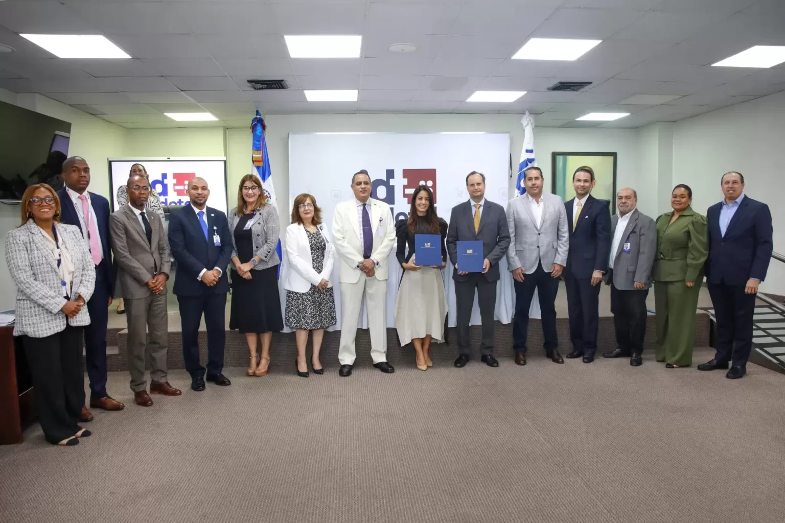 La institución reguladora firmó con Fiduciaria Popular la compra del Edificio Corporativo 323 