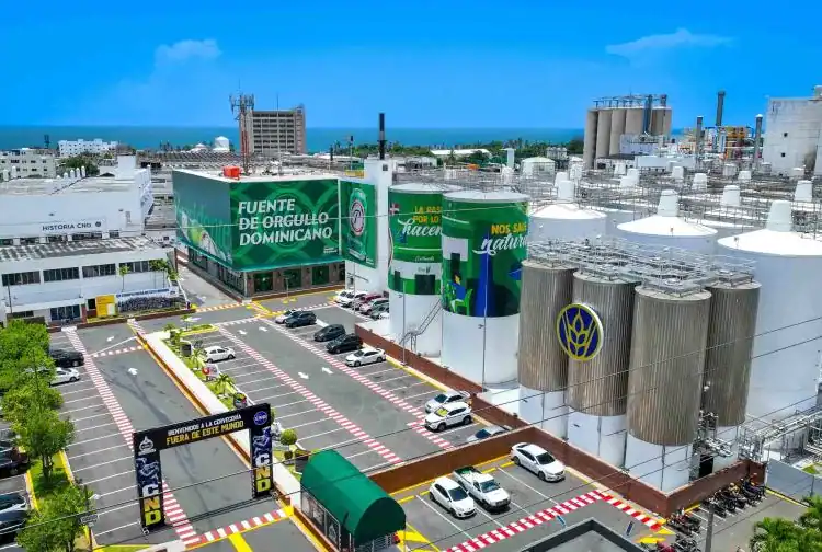 Fachada de la Cervecería Nacional Dominicana / Fuente: Externa, vía DIARIO FINANCIERO