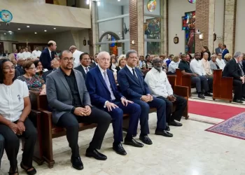 Fuerza del Pueblo Realiza Misa por Víctimas del Jet Set