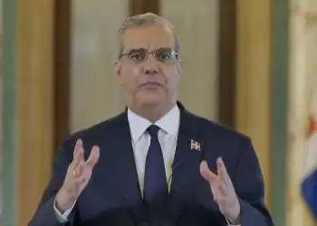 Abinader anuncia 15 medidas para frenar la migración irregular