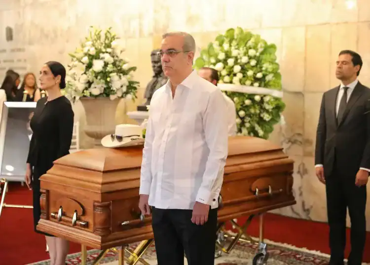 Presidente Abinader Encabeza Funeral del Merenguero Rubby Pérez