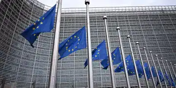 BRUSSELS, BELGIUM - APRIL 21: European flags lowered to half-mast in front of the EU Commission following the death of Pope Francis, the spiritual leader of the Catholic world in Brussels, Belgium on April 21, 2025. (Photo by Dursun Aydemir/Anadolu via Getty Images)