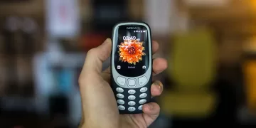 Teléfonos Tontos Resurgen en 2025: Aumentan Ventas y Promueven la Desintoxicación Digital