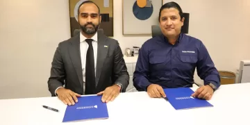 Samuel Sena (CODESSD) y Rubén Martínez (DIARIO FINANCIERO) Firman acuerdo de colaboración