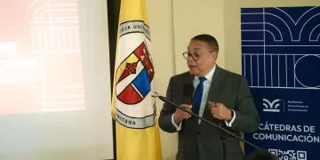 Escuela de Comunicación de PUCMM acoge lanzamiento del libro “Cátedras de Comunicación” de Mediáticos