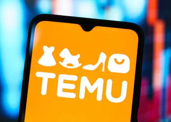CANADA - 2025/03/27: In this photo illustration, the Temu logo is seen displayed on a smartphone screen. (Photo Illustration by Thomas Fuller/SOPA Images/LightRocket via Getty Images)