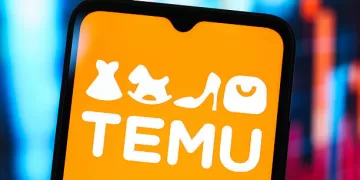 CANADA - 2025/03/27: In this photo illustration, the Temu logo is seen displayed on a smartphone screen. (Photo Illustration by Thomas Fuller/SOPA Images/LightRocket via Getty Images)