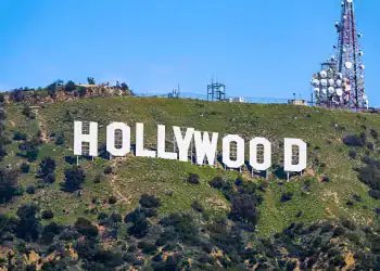 HOLLYWOOD, CA - APRIL 04: General view of the Hollywood Sign above Lake Hollywood on April 04, 2025 in Hollywood, California.  (Photo by AaronP/Bauer-Griffin/GC Images)