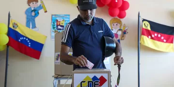 MIRANDA, VENEZUELA - MAY 25: A motorcyclist exercises his right to vote during election day in Miranda, Venezuela, on May 25, 2025. (Photo by Ivan Mcgregor/Anadolu via Getty Images)