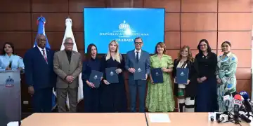 Firma acuerdo Ministerio de Trabajo