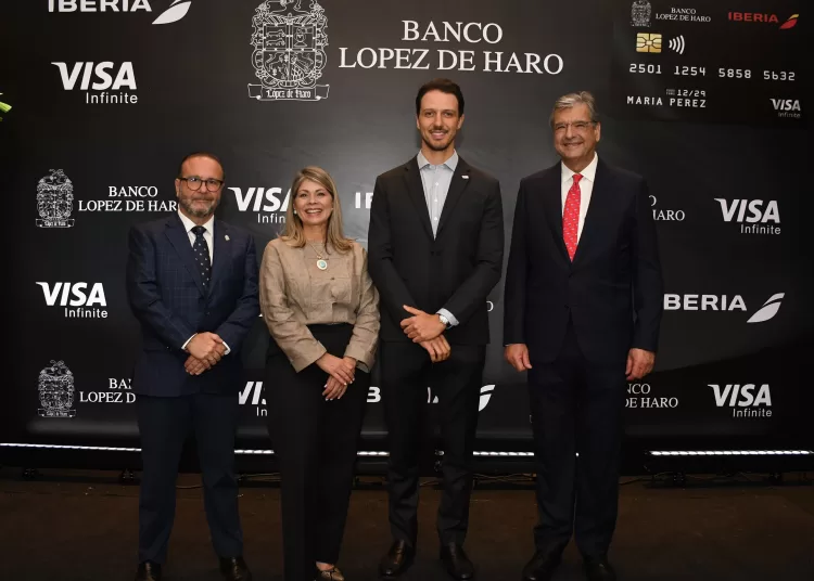 Pedro Rodríguez, Ana Adela Vásquez, Gustavo Turquía y José Antonio Rodríguez Copello