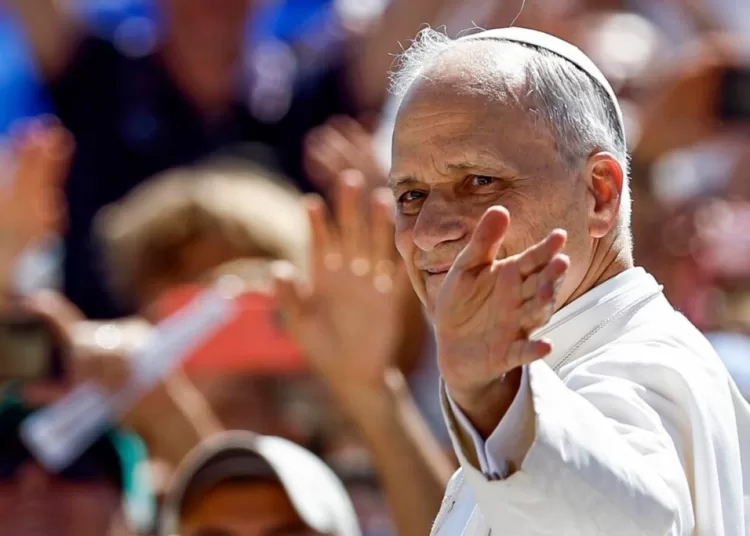 El Papa León XIV asistió a la misa por el Jubileo de las Familias, Niños y Abuelos en la Plaza de San Pedro, en el Vaticano. Foto: EFE • El Papa León XIV asistió a la misa por el Jubileo de las Familias, Niños y Abuelos en la Plaza de San Pedro, en el Vaticano. Foto: EFE • Este contenido ha sido publicado originalmente por EL COMERCIO. Si vas a hacer uso del mismo, por favor, cita la fuente y haz un enlace hacia la nota original en la dirección: https://www.elcomercio.com/actualidad/mundo/papa-leon-critico-aborto-defendio-matrimonio-hombre-mujer
