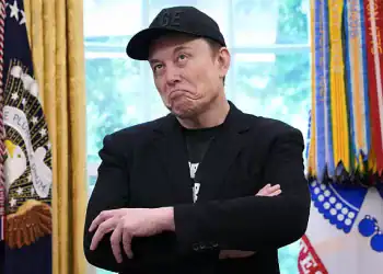 WASHINGTON, DC - MAY 30: Tesla CEO Elon Musk speaks alongside U.S. President Donald Trump to reporters in the Oval Office of the White House on May 30, 2025 in Washington, DC. Musk, who served as an adviser to Trump and led the Department of Government Efficiency, announced he would leave his role in the Trump administration to refocus on his businesses. (Photo by Kevin Dietsch/Getty Images)