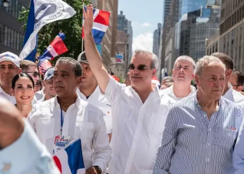 Luis Abinader y Raquel Arbaje en Nueva York