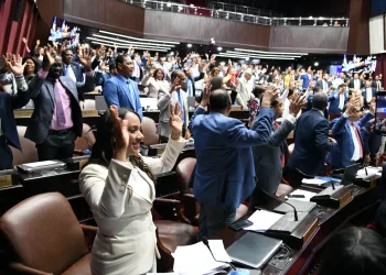 Diputados aprueban reforma del Código Penal