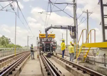 OPRET concluye trabajos técnicos con Hitachi y Siemens para modernizar el sistema ferroviario