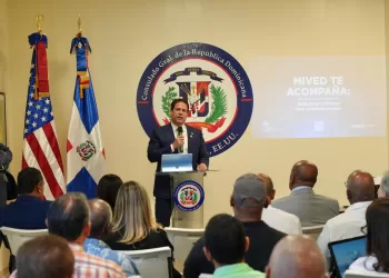 Carlos Bonilla Promueve Vivienda Segura para la Diáspora Dominicana en EE.UU.