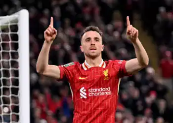 LIVERPOOL, ENGLAND - SEPTEMBER 25: (THE SUN OUT, THE SUN ON SUNDAY OUT) Diogo Jota of Liverpool celebrating after scoring the second goal during the Carabao Cup Third Round match between Liverpool and West Ham United at Anfield on September 25, 2024 in Liverpool, England. (Photo by Andrew Powell/Liverpool FC via Getty Images)