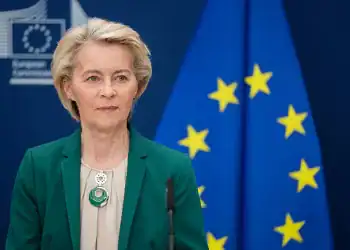 BRUSSELS, BELGIUM - JULY 13: President of the European Commission Ursula von der Leyen and the President of Indonesia (Unseen) are talking to media at the end of a bilateral meeting in the Berlaymont, the EU Commission headquarter on July 13, 2025 in Brussels, Belgium. The discussions focused on Donald Trump, who announced 30% surcharges for the European Union and Mexico starting from August 1st. (Photo by Thierry Monasse/Getty Images)