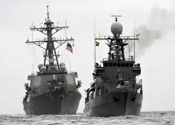 EE.UU. despliega buques