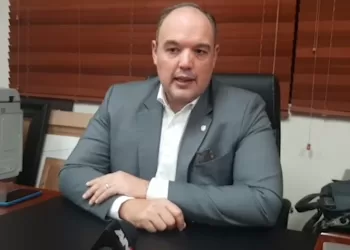 José Del Castillo Savinón Formaliza Su Renuncia Al PLD Tras 20 Años