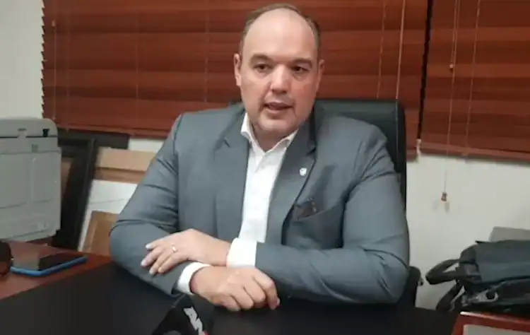 José Del Castillo Savinón Formaliza Su Renuncia Al PLD Tras 20 Años