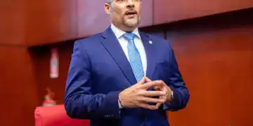 Eduard Espiritusanto Será El Nuevo Vocero De Fuerza Del Pueblo En El Senado