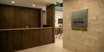 United-Capital-Puesto-de-Bolsa-S.A.-Ha-Sido-Calificado-con-Solvencia-A