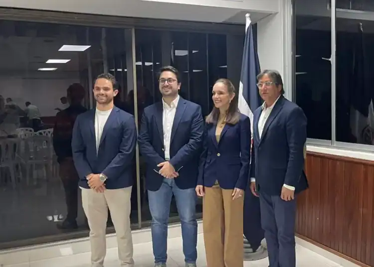 Jorge Guillermo Domínguez-Michelén (presidente), Janetty Rivera Torres (vicepresidente), Alexis Pión Guerrero (tesorero), Federico Tavárez Álvarez (secretario general) y Dámaso García (vocal).