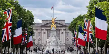 British Union Flags alongside the French Tricolore are installed along The Mall looking towards Buckingham Palace prior to the state visit by the French President on 7th July 2025 in London, United Kingdom. (photo by Mike Kemp/In Pictures via Getty Images)