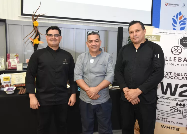 Alfredo Martínez, Carlos Pilay y Eduardo Valdez