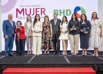 Principal Reconocimiento Mujer Negocios BHD