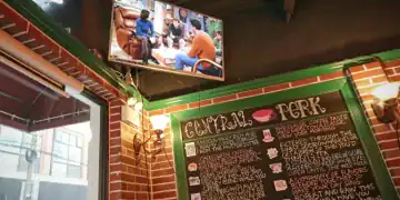 El café ficticio del exitoso programa "Friends" -- llamado Central Perk -- abrirá en Nueva York a finales de 2025.