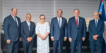 De izquierda a derecha: 1. Juan Pablo Portorreal, miembro 2. Miguel Vásquez, miembro 3. Miriam Germán Brito, vicepresidenta 4. Samuel Pereyra, presidente del consejo 5. Magín Díaz, miembro ex oficio 6. Wilson Rodríguez, miembro