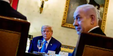 WASHINGTON, DC - JULY 07: Israeli Prime Minister Benjamin Netanyahu, accompanied by U.S. President Donald Trump (L), speaks during a dinner in the Blue Room of the White House on July 07, 2025 in Washington, DC. Trump is hosting Netanyahu to discuss a potential ceasefire agreement to end the fighting in Gaza. (Photo by Andrew Harnik/Getty Images)
