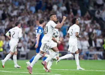 Mbappé Brilla, Juventus y Dortmund Firman Empate Épico en Champions