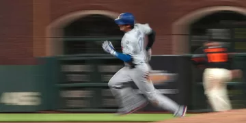 SAN FRANCISCO, CALIFORNIA - SEPTEMBER 13: Shohei Ohtani #17 of the Los Angeles Dodgers runs the bases against the San Francisco Giants in the top of the ninth inning at Oracle Park on September 13, 2025 in San Francisco, California. (Photo by Thearon W. Henderson/Getty Images)