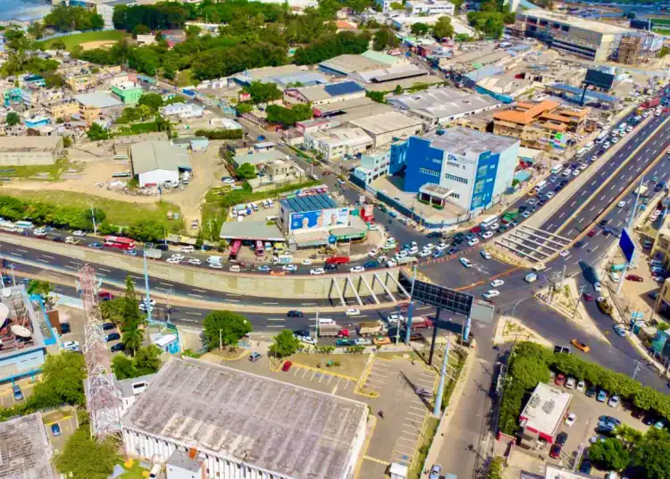 Paso a desnivel 27 de Febrero–Isabel Aguiar