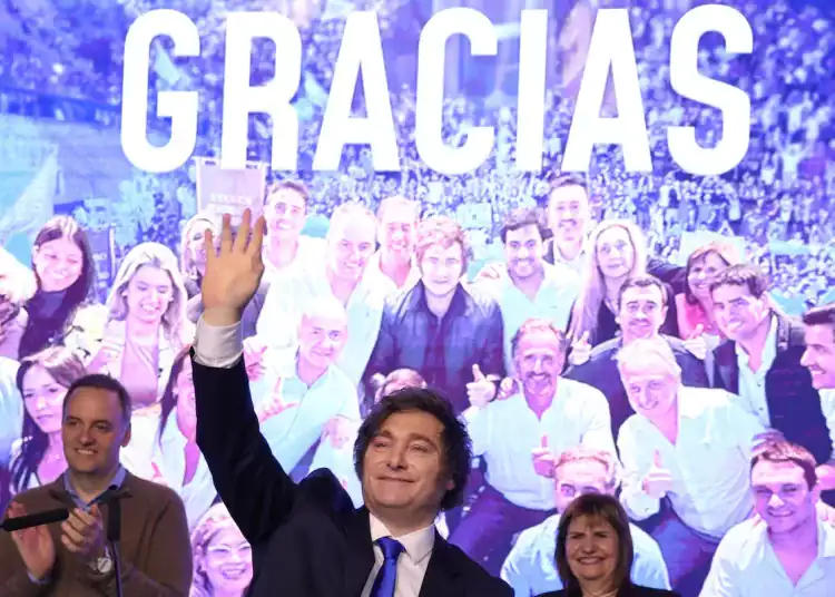 El presidente de Argentina, Javier Milei, celebraba los resultados de las elecciones legislativas, este domingo en Buenos Aires. (Argentina) JUAN IGNACIO RONCORONI (EFE)