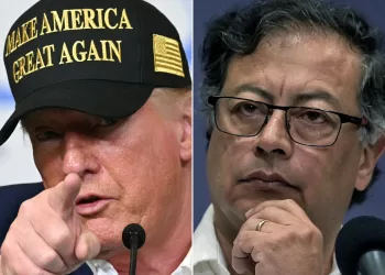 Trump Anuncia el Fin de la Ayuda a Colombia por “Fomentar” la Producción de Drogas