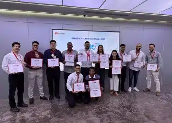 Estudiantes dominicanos destacan en la competencia Huawei ICT frente a participantes de más de 100 países