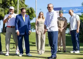 Leonardo Aguilera ratifica el compromiso de Banreservas con el turismo deportivo