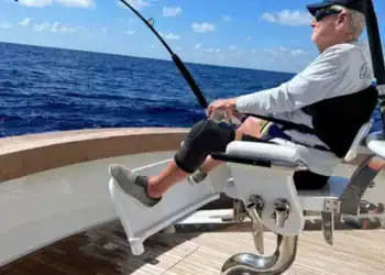 El torneo lleva especial dedicatoria, in memoriam, al pescador Harry Sargeant, quien por varios años participó en su lancha Black Gold.