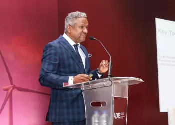 Experto en energías renovables, Luciano Castillo.