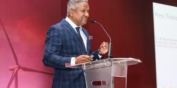 Experto en energías renovables, Luciano Castillo.