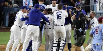 Dodgers Triunfan 2-1 en 11 Entradas y Rozan la Serie de Campeonato