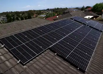 SYDNEY, AUSTRALIA - OCTOBER 8: Solar panels are seen on the roof of a western Sydney suburban home on October 8, 2025 in Sydney, Australia. (Photo by Matt Blyth/Getty Images)