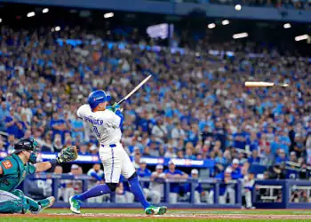 TORONTO, ONTARIO - OCTOBER 19: George Springer #4 of the Toronto Blue Jays breaks his bat on a pop out during the first inning against the Seattle Mariners in game six of the American League Championship Series at Rogers Centre on October 19, 2025 in Toronto, Ontario. (Photo by Mark Blinch/Getty Images)