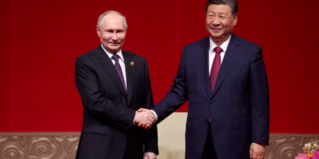 Russian President Vladimir Putin and Chinese President Xi Jinping attend the gala event celebrating 75th anniversary of China-Russia relations in Beijing, China May 16, 2024. Sputnik/Alexander Ryumin/Pool via REUTERS ATTENTION EDITORS - THIS IMAGE WAS PROVIDED BY A THIRD PARTY.